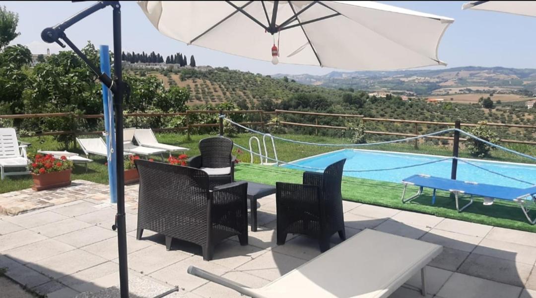 B&B La Casa In Campagna Collecorvino エクステリア 写真